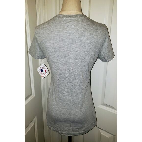 Houston Astros World Series Champs Light Grey 2017 V-Neck T Shirt Size Small NEW - Picture 3 of 7